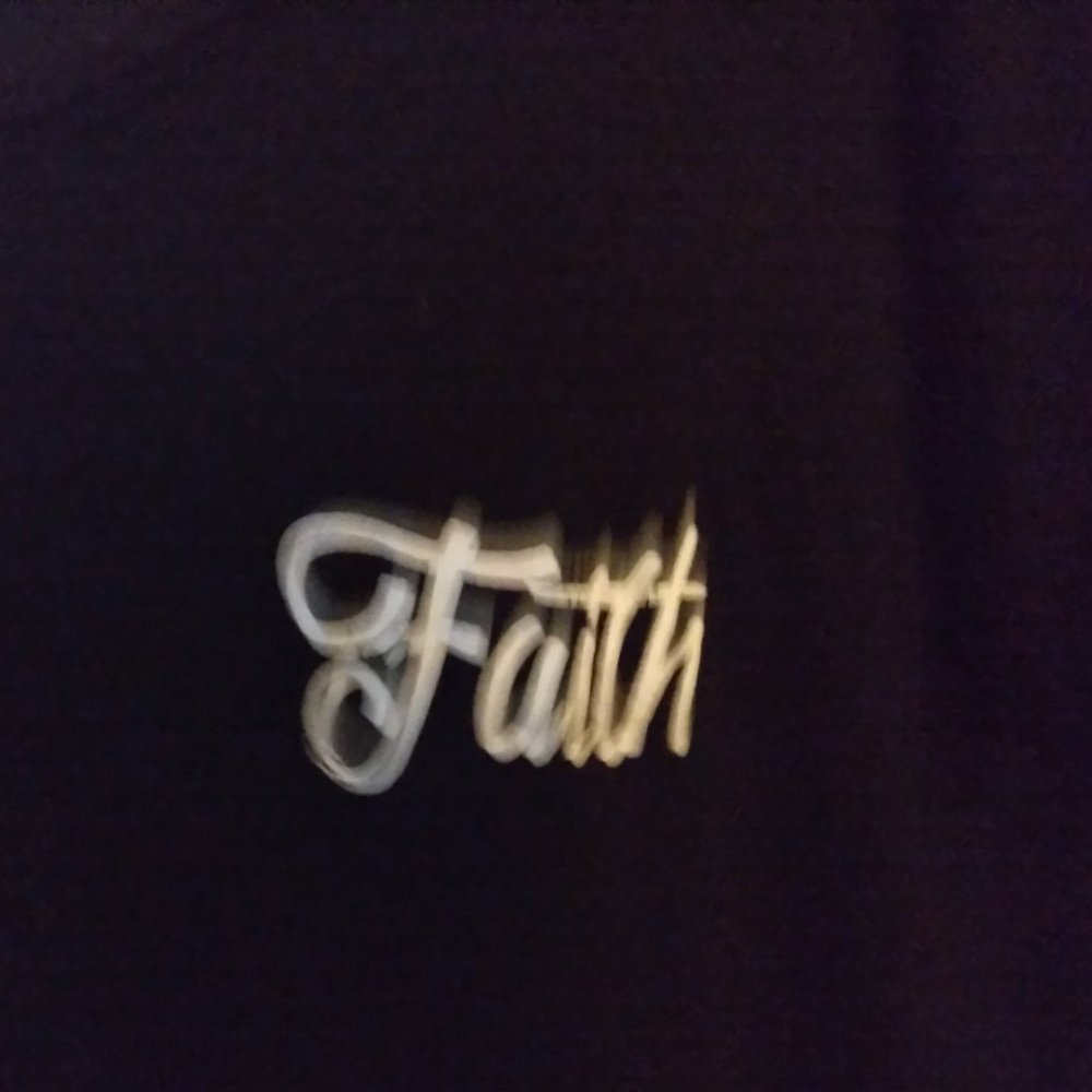 Short Sleeve Top - Picture 2 of 3